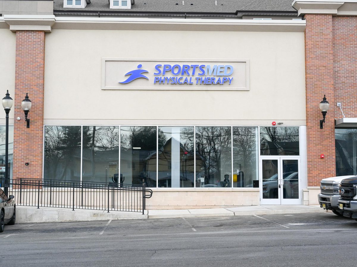 A modern Physical Therapy facility at SportsMed in Bloomfield, Township in New Jersey