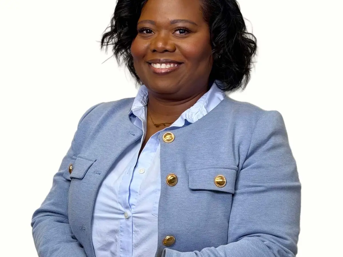 Dr. Emma Renaudo, DC